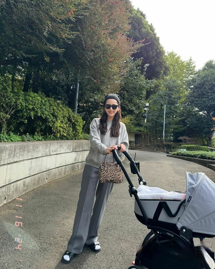 新品タグ付き　近藤千尋ちゃん着用　RUMCHE ブラックビスチェ サイズF 0607-68cd1268905fd.jpg?crop=1.