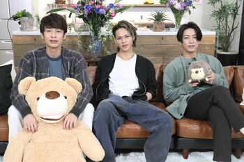 亀梨和也＆中丸雄一、催眠術にかかりまくる！？ぬいぐるみと戯れ「めっちゃかわいい」となでなで『何するカトゥーン？』